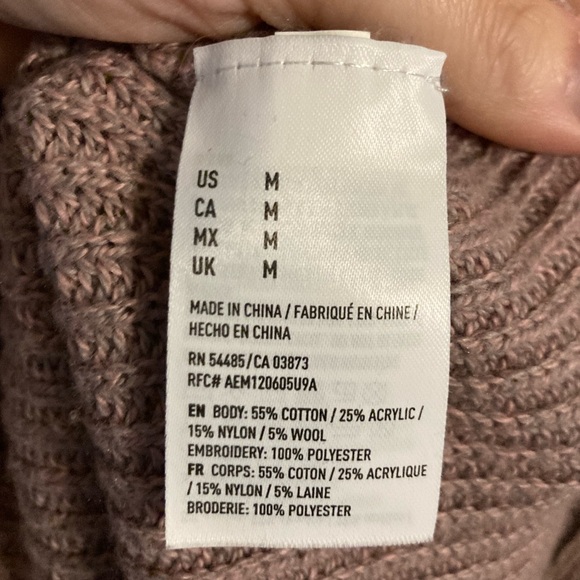 AEO women’s size medium V-neck sweater with floral embroidered long sleeves - Picture 6 of 7